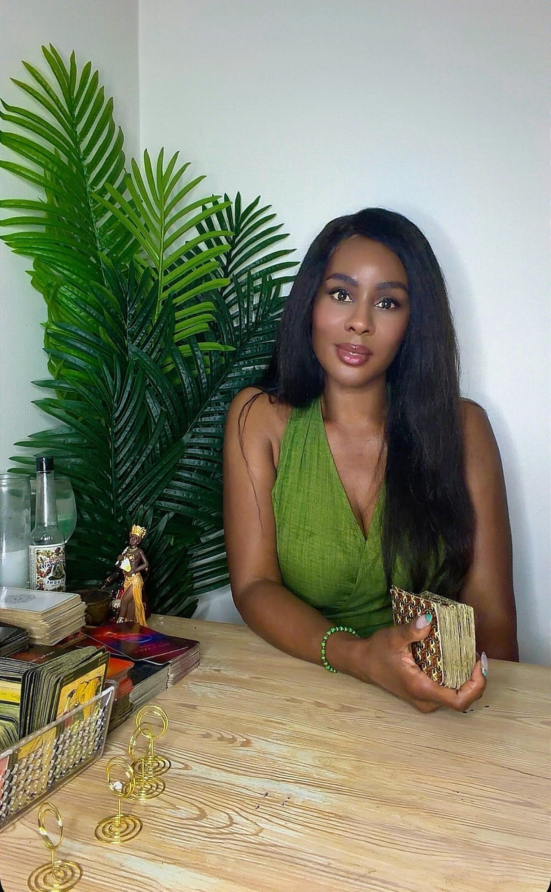 Tarot or Ifa Consultation: Which One Do You Need? 🔮